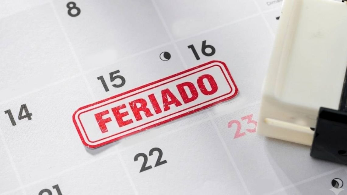 Fin de semana largo: ¿es feriado el viernes 10 de julio en Argentina?