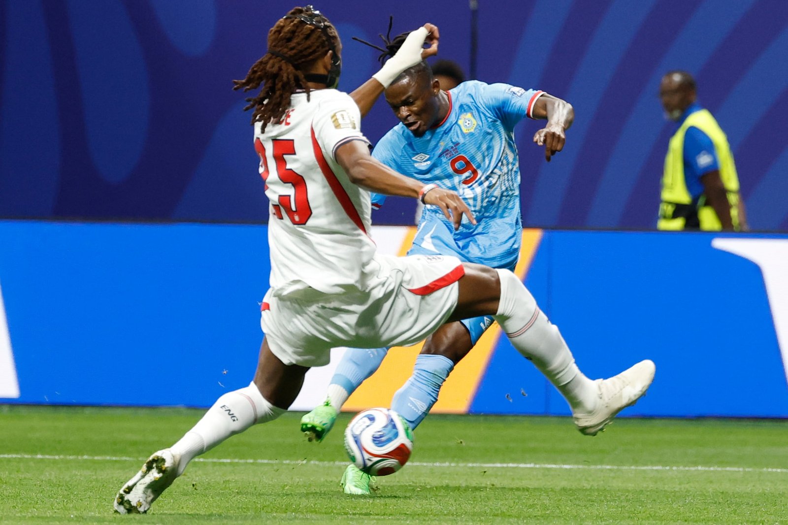 Inglaterra - RD Congo, en directo | Los africanos resisten en la segunda parte