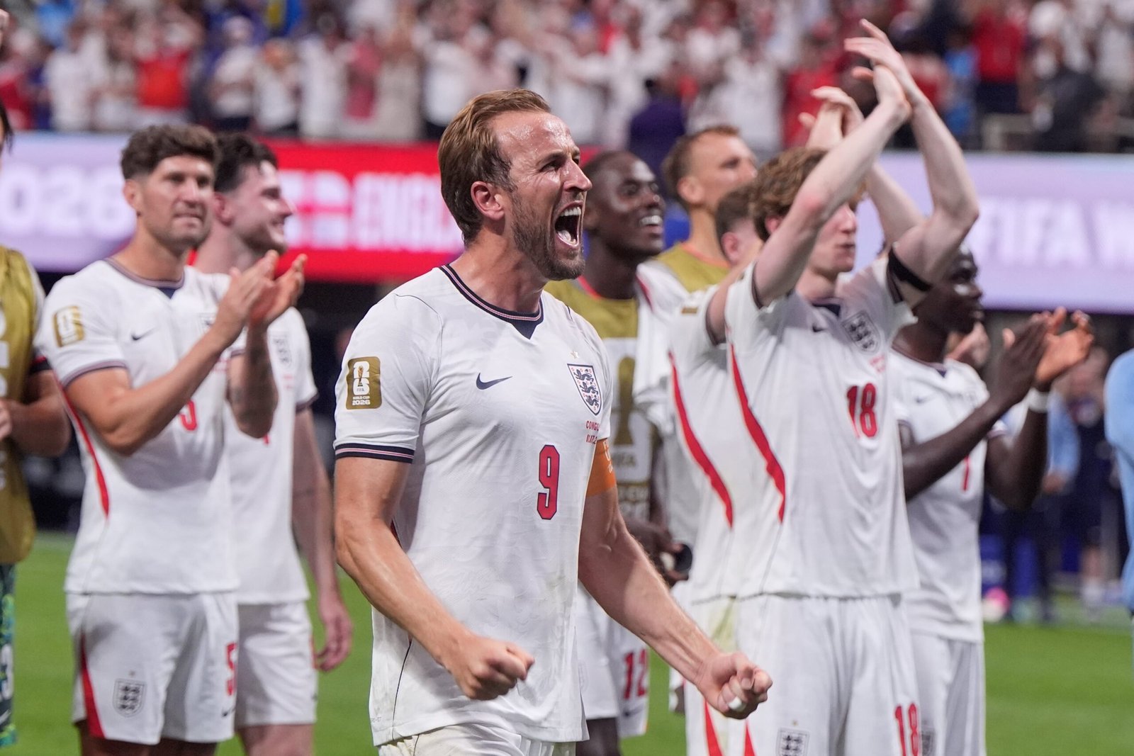 Inglaterra contra los fantasmas del Azteca