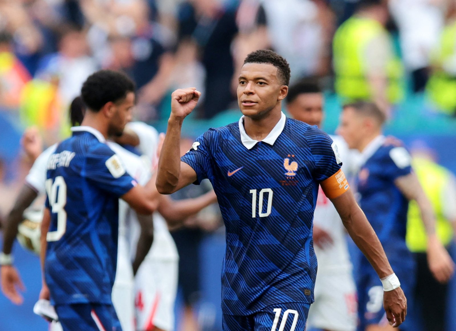 Inglaterra es tercera en una bacanal histórica (6-4) y Mbappé se convierte en el máximo goleador de la historia de los Mundiales