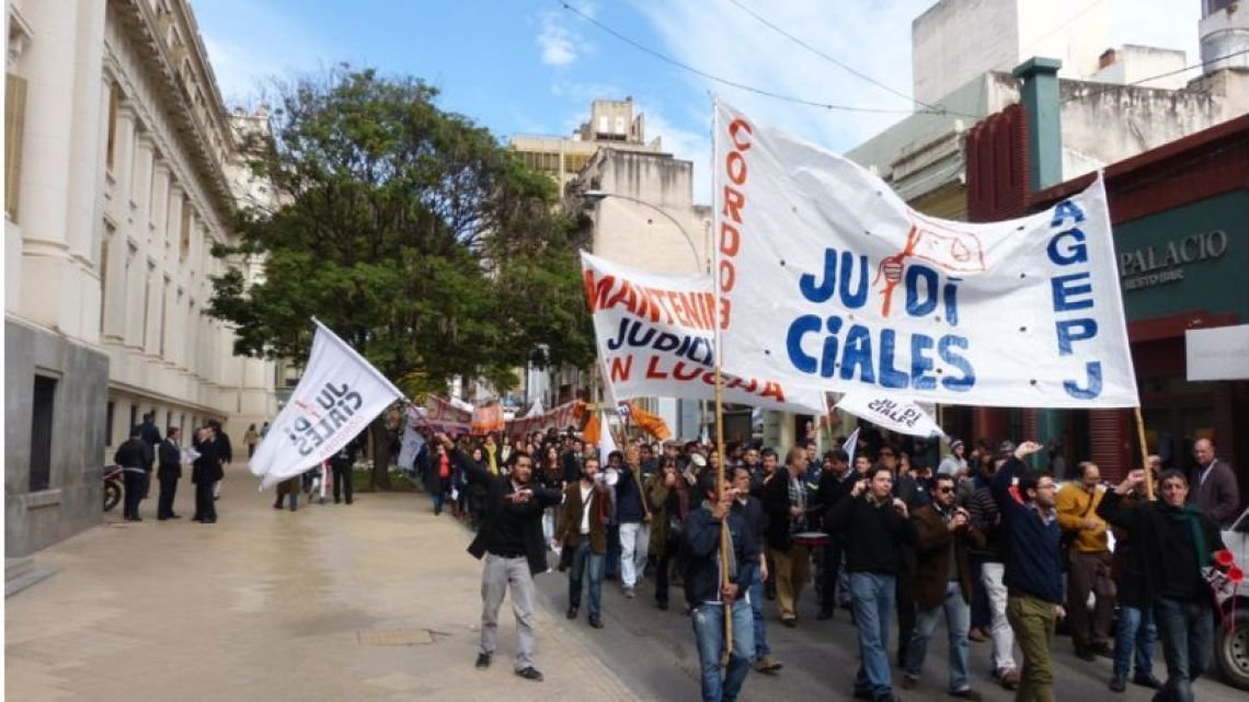 Judiciales rechazaron la oferta del TSJ y se extiende el conflicto salarial en tribunales