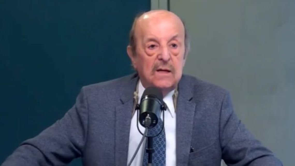 Julio Bárbaro: "Los brotes verdes son en la casa de Caputo y Sturzenegger que brota lo que se roban"