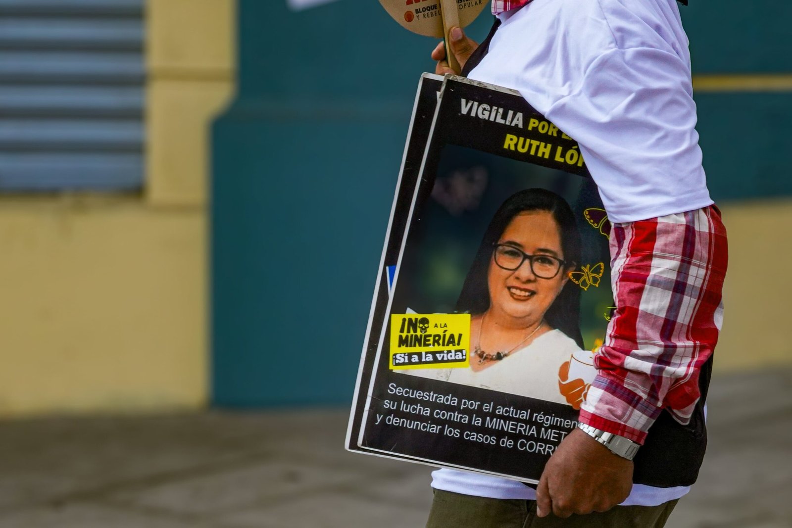 La CIDH abre una grieta en las cárceles de Bukele con una visita a la presa política Ruth López