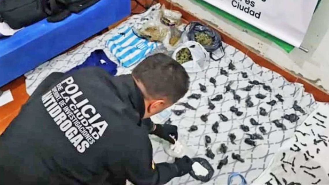 Lugano: arrestan a narco que tenía tobillera electrónica y vendía drogas
