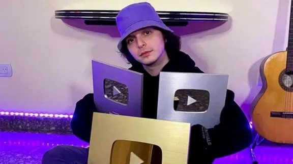 Murió el reconocido youtuber "Chatterbox" en un violento choque frontal sobre la Ruta 5