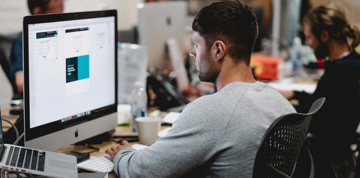 Organizan una feria virtual de empleo tech