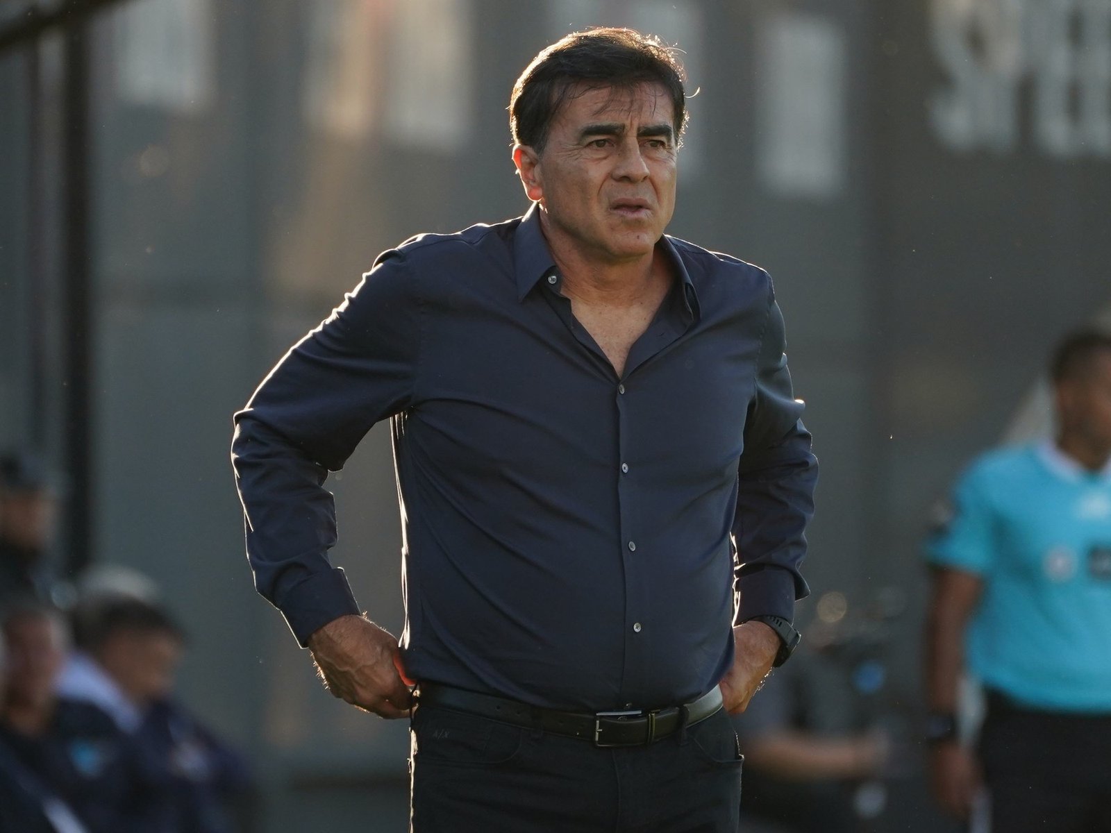 Quinteros cambió el capitán, apuesta por un nuevo arquero y mueve el vestuario