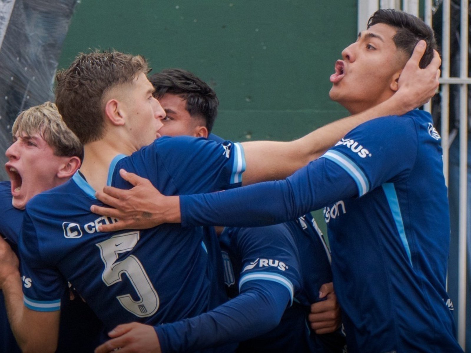 Racing se consagró campeón en la Reserva tras 63 años y frustró a River en una final marcada por las expulsiones