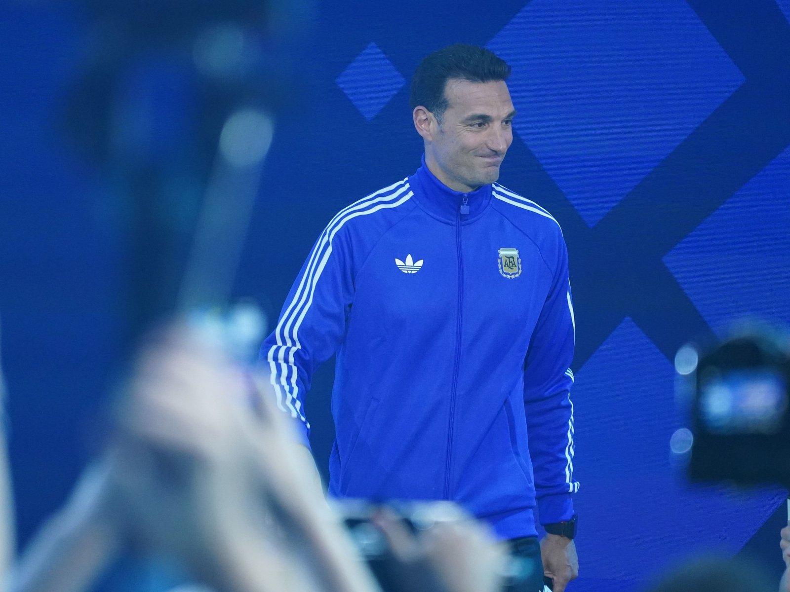 Scaloni avisó que hay jugadores que "no quedaron al 100%" y esperará hasta último momento para definir el equipo que jugará la final del Mundial