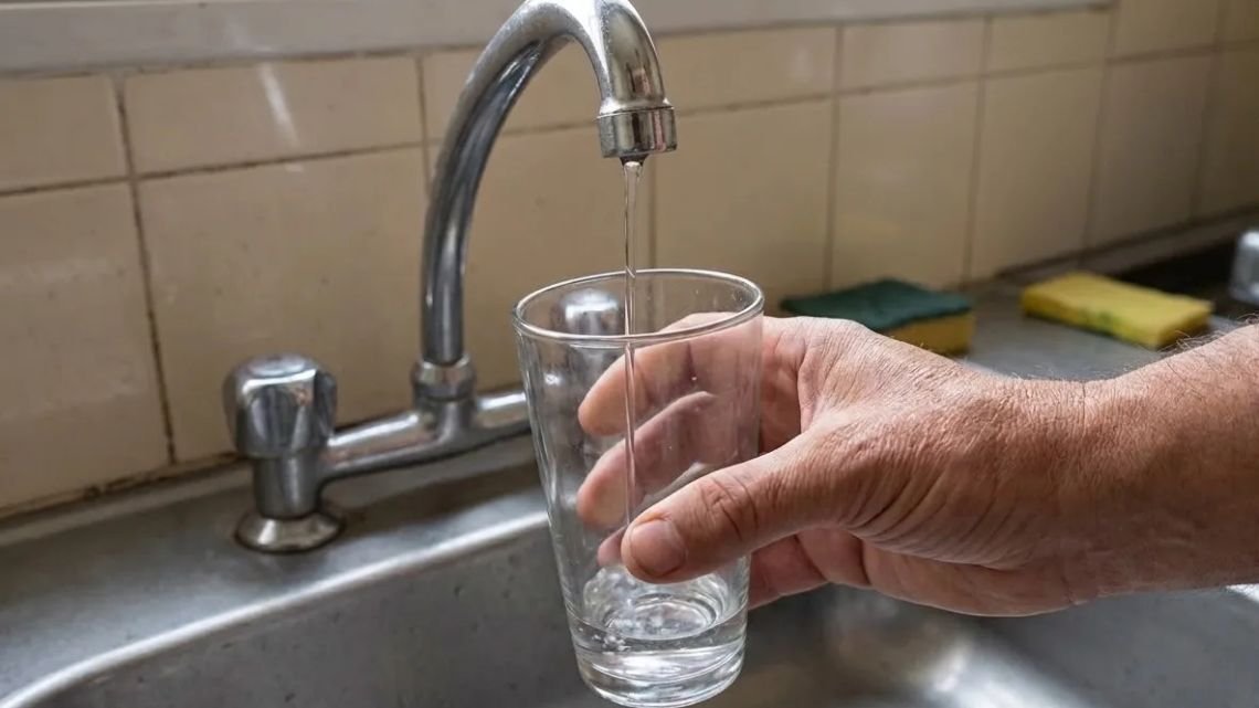 Sin agua y con tarifas más caras: crecen los reclamos contra Sameep por los cortes reiterados en Chaco