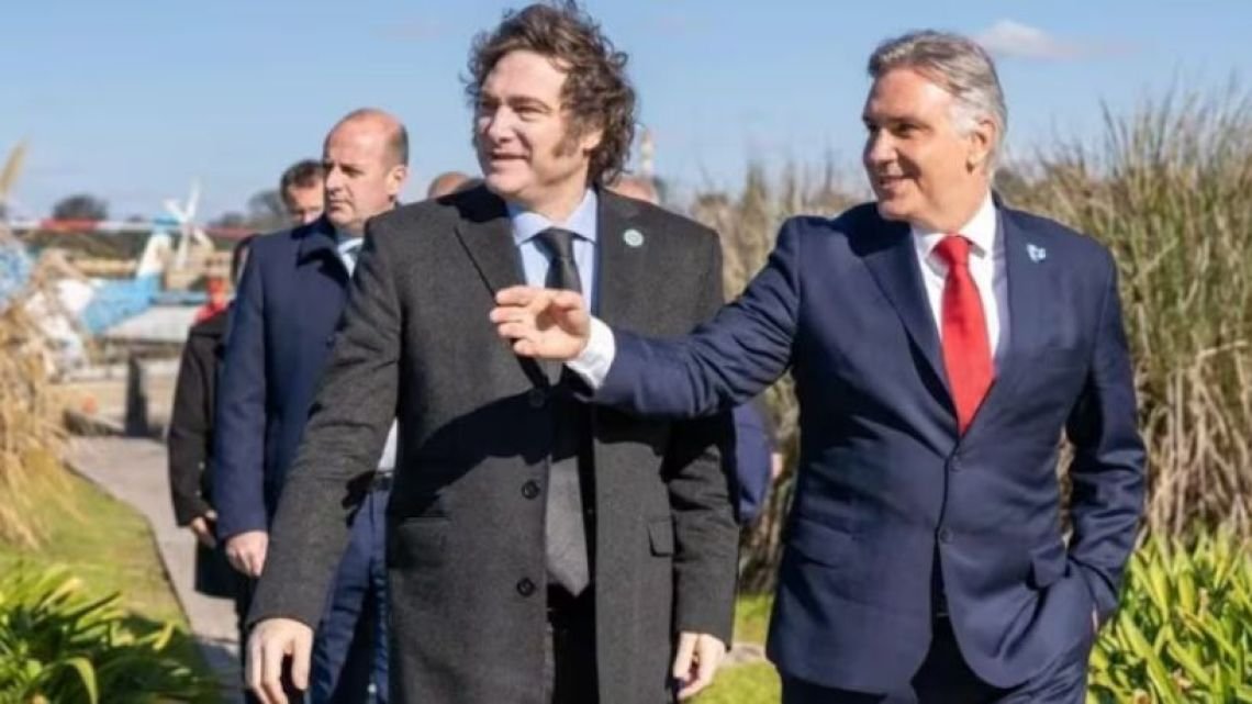 Tras el "auxilio" financiero de Milei, la oposición apuntó contra Llaryora por el "rojo" de las cuentas de Córdoba