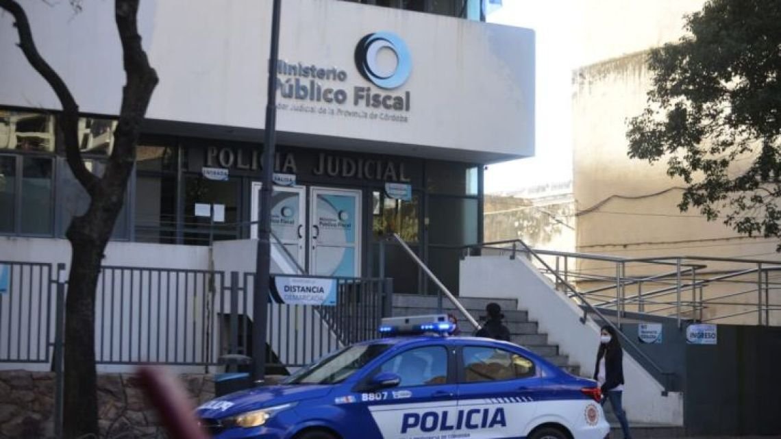 Un memorando tensiona aún más el conflicto salarial: ante el paro ordena garantizar servicios en unidades judiciales
