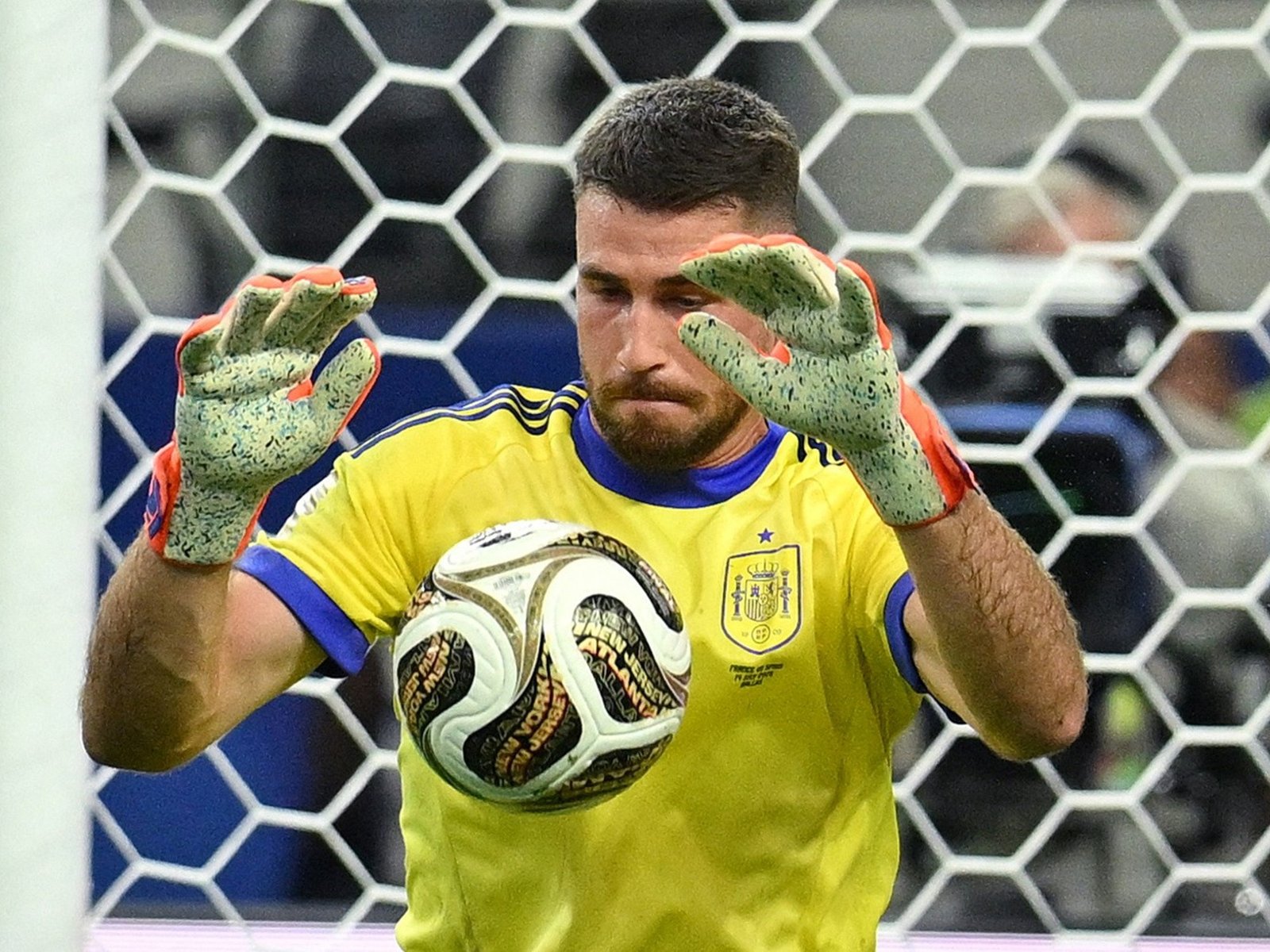 el arquero solo recibió un gol y desafía el récord mundial de Lionel Messi en la final del Mundial 2026