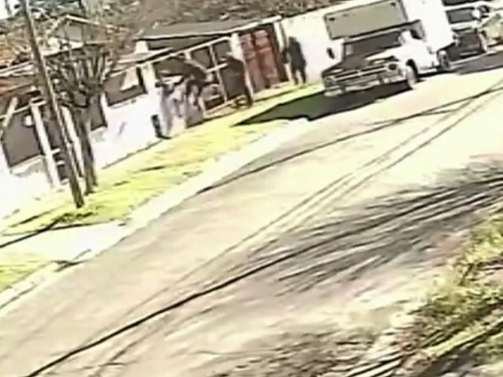 entraron a la casa de un jubilado mientras jugaba Argentina, le pegaron y le robaron US$ 10.000