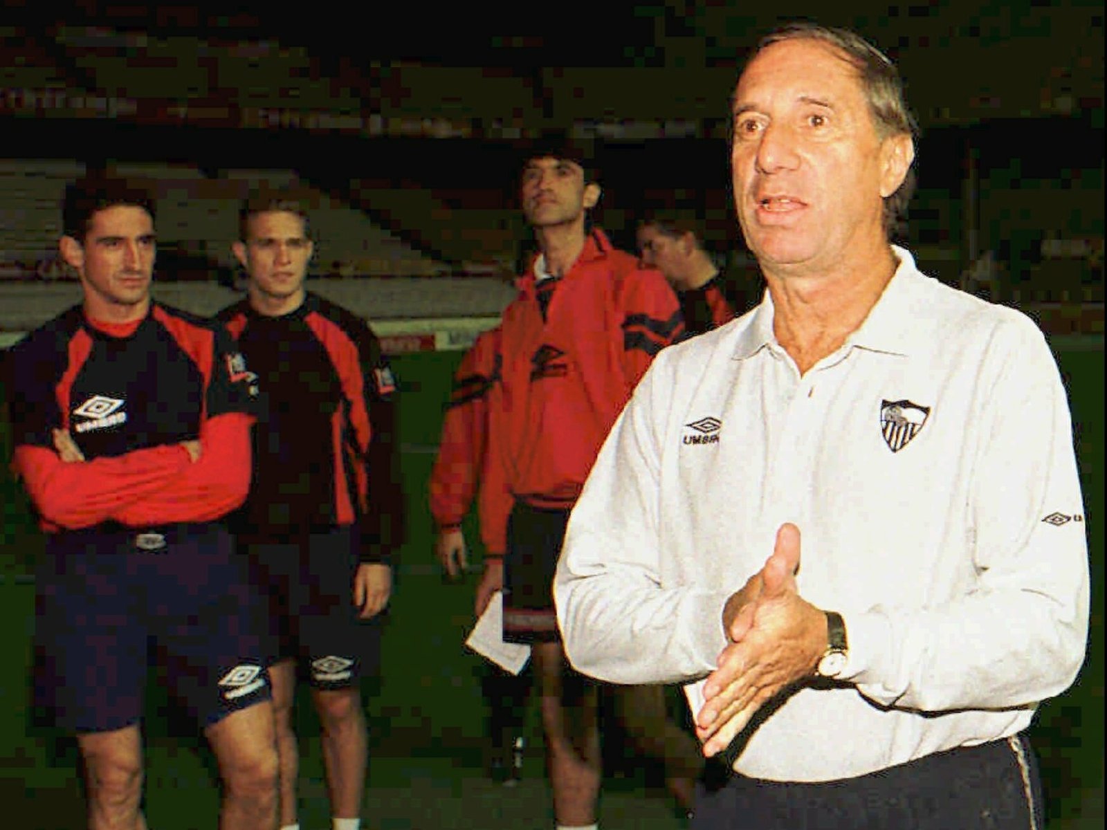 filman una película documental sobre su paso por el Sevilla a comienzos de la década del 90