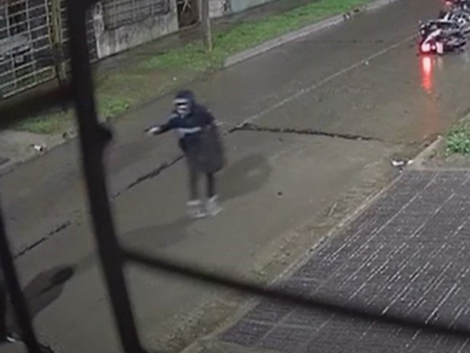 quién era el policía que mataron de un disparo en la cabeza