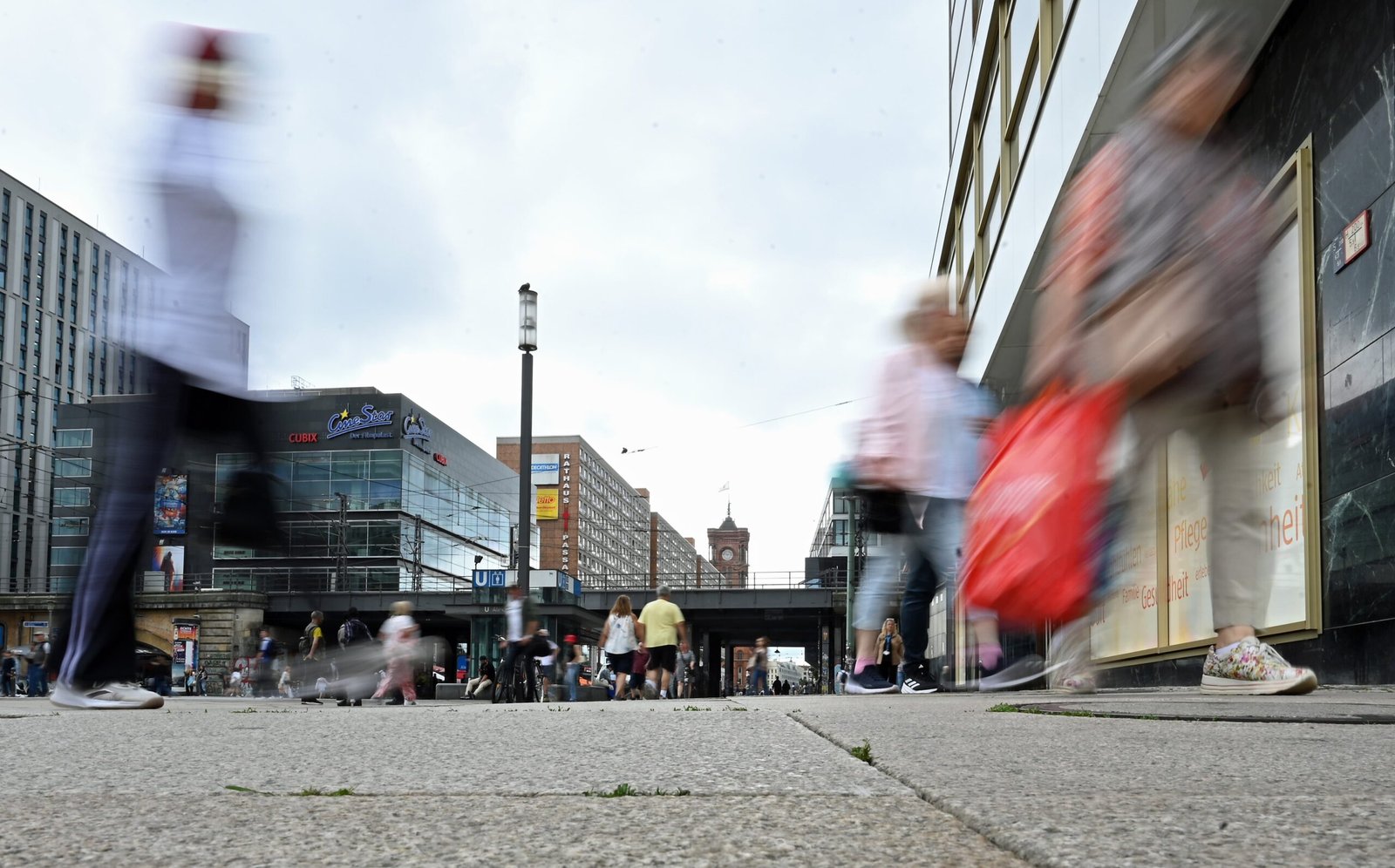 Abrir en domingo, el tabú de los comercios en Alemania que el Gobierno quiere romper