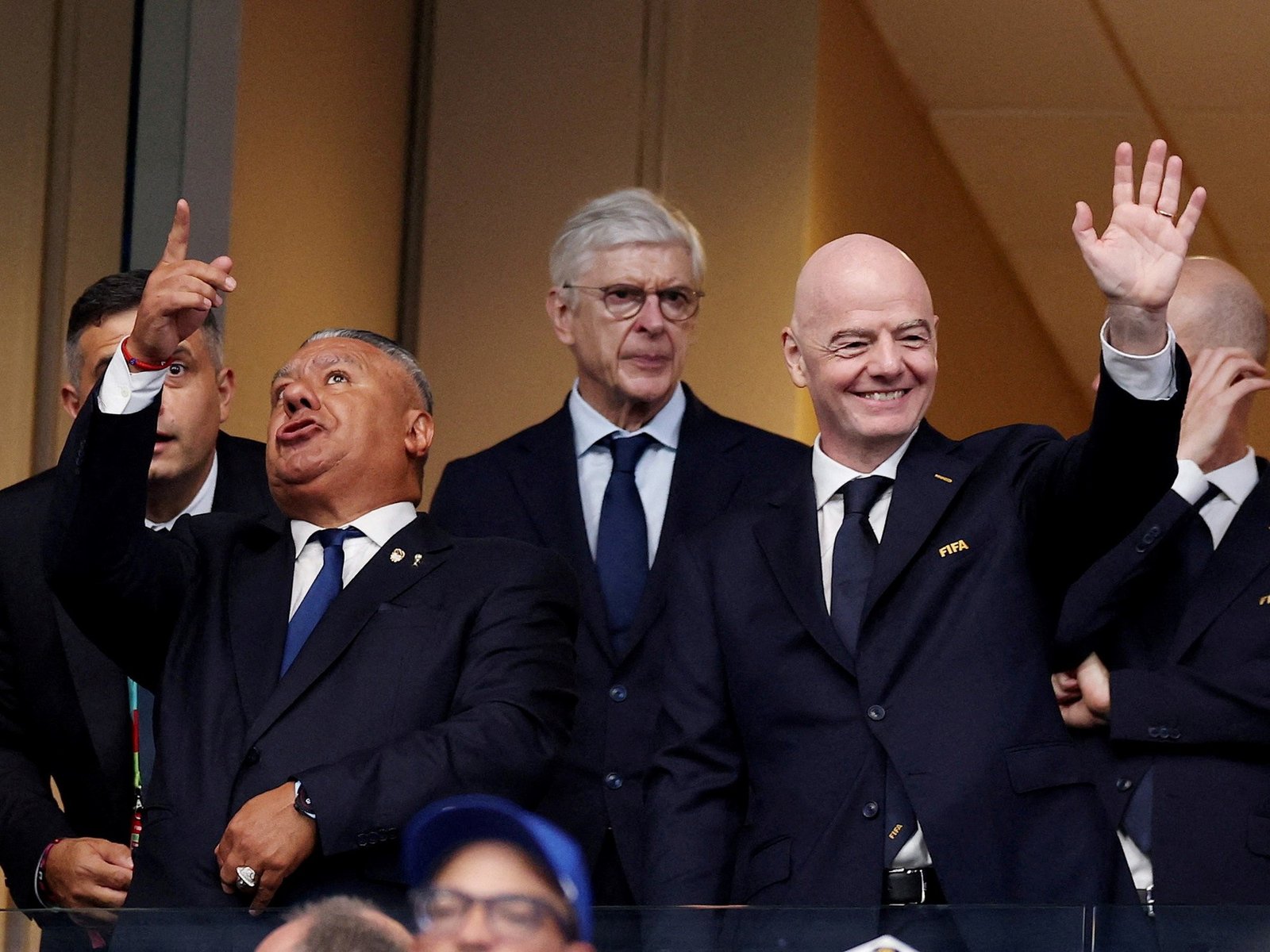 Arsene Wenger asegura que era "absolutamente necesario" abandonar el proyecto de privatización del Mundial