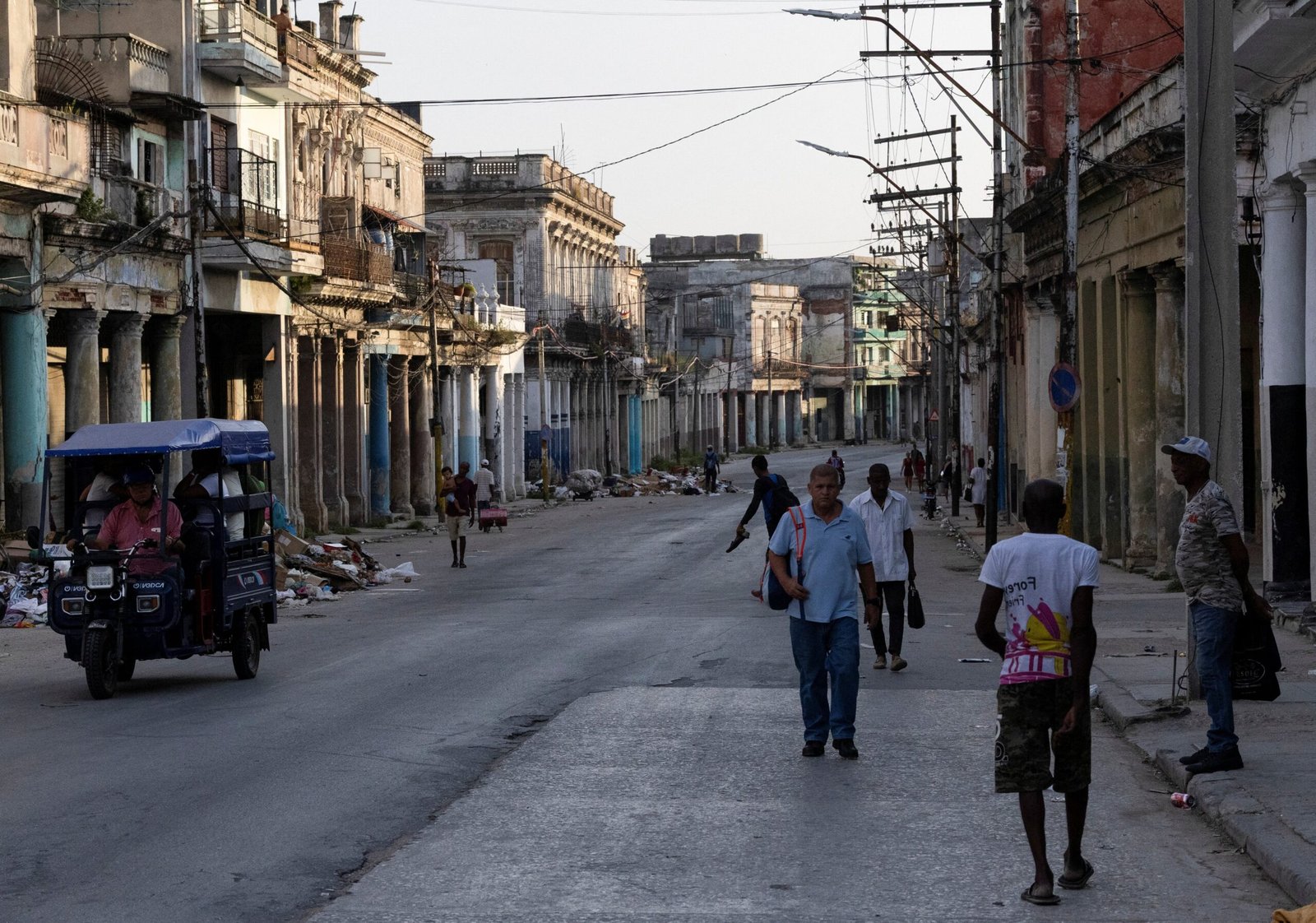 Capitalismo a lo castrista: La Habana promete cambios económicos, sin ceder el control político