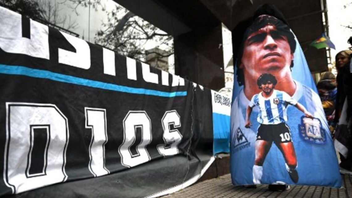 Caso Maradona: tras el escándalo de los estudios, decidieron que vuelva a declarar la junta médica