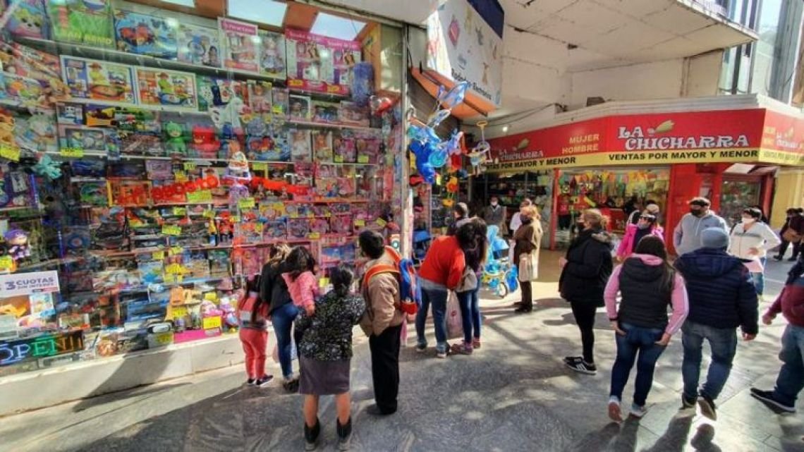 Comerciantes de Córdoba en contra del paro de UTA: “Es un golpe a uno de los fines de semana de mayor movimiento comercial”