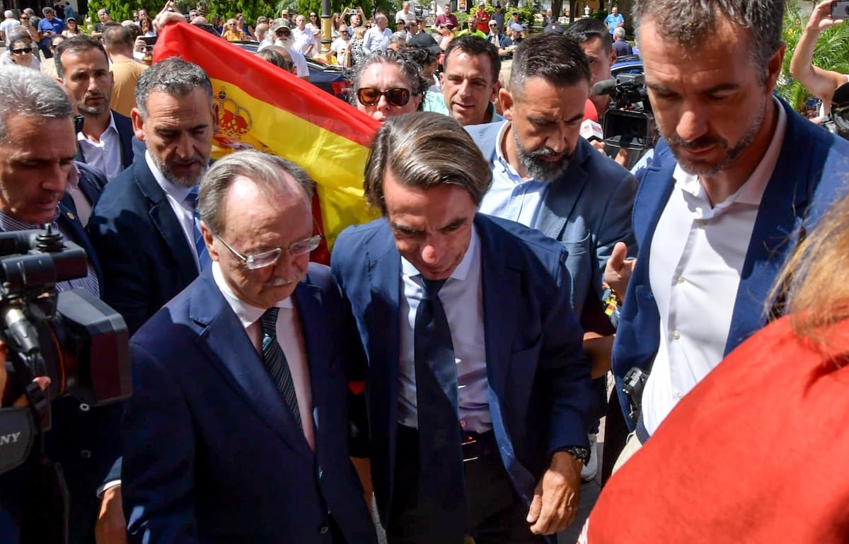 Crece la tensión en una Ceuta al borde del estallido social | España