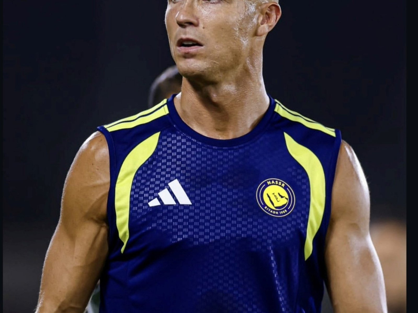 Cristiano Ronaldo sorprendió con un cambio de look y ya piensa en su gran objetivo con Al Nassr