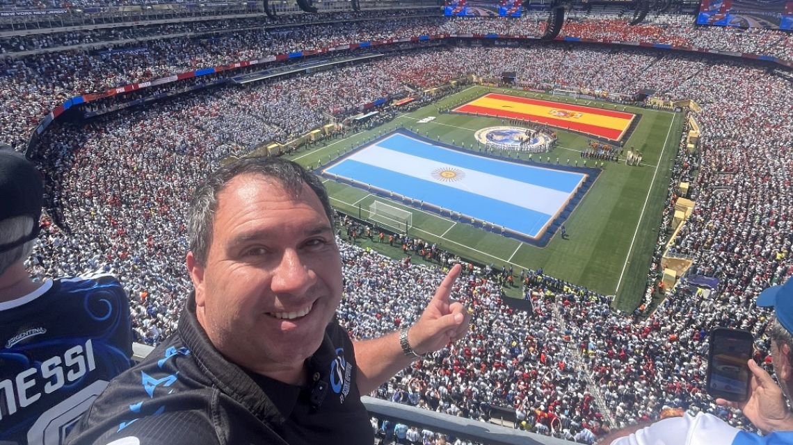 De Chaco al Mundial: 19.000 kilómetros junto a la Selección y una tarde histórica ante Inglaterra