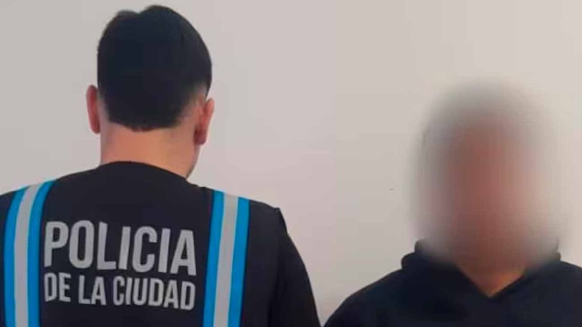 Detuvieron al "viudo negro" de Retiro: les hablaba por una app, las ataba y les robaba