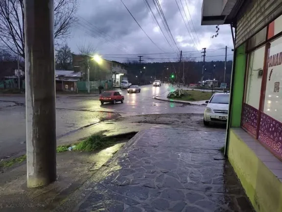 El Bolsón: una mujer fue detenida tras rociar con combustible a una empleada de una panadería