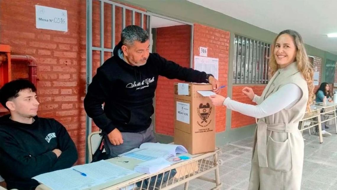 Elecciones en Santiago del Estero: terminó la votación y comenzó el conteo de votos