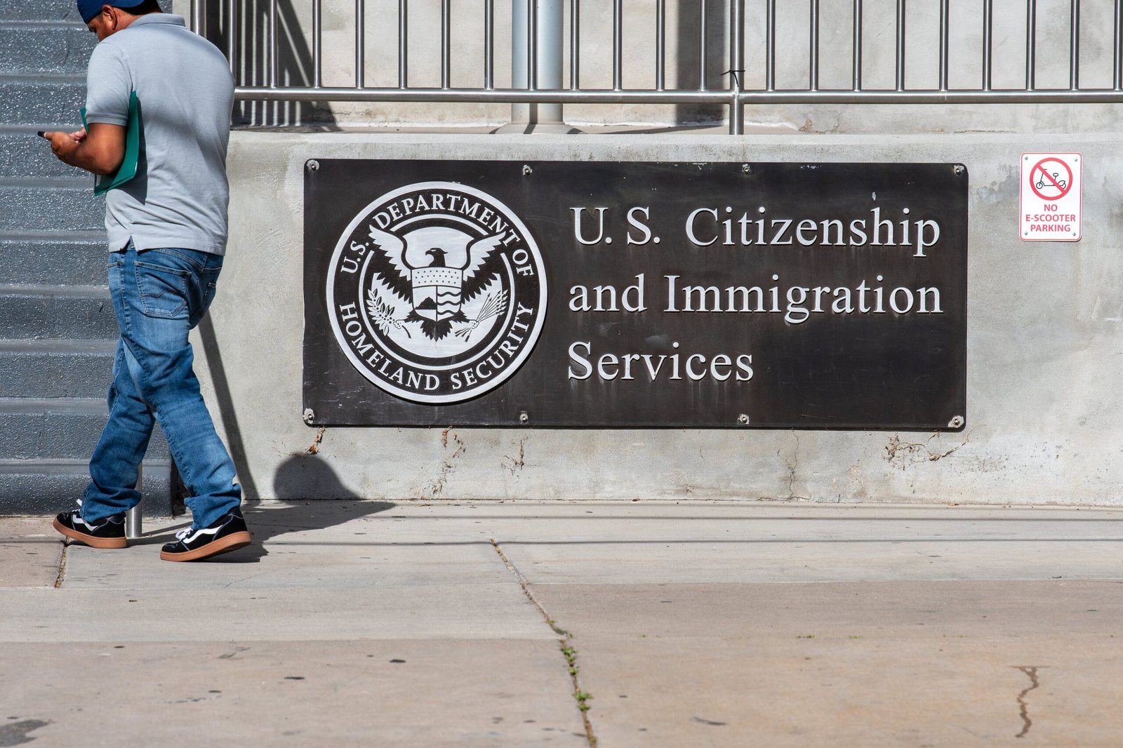 Estados Unidos prepara la revocación masiva de hasta 200.000 visas de turismo y negocios