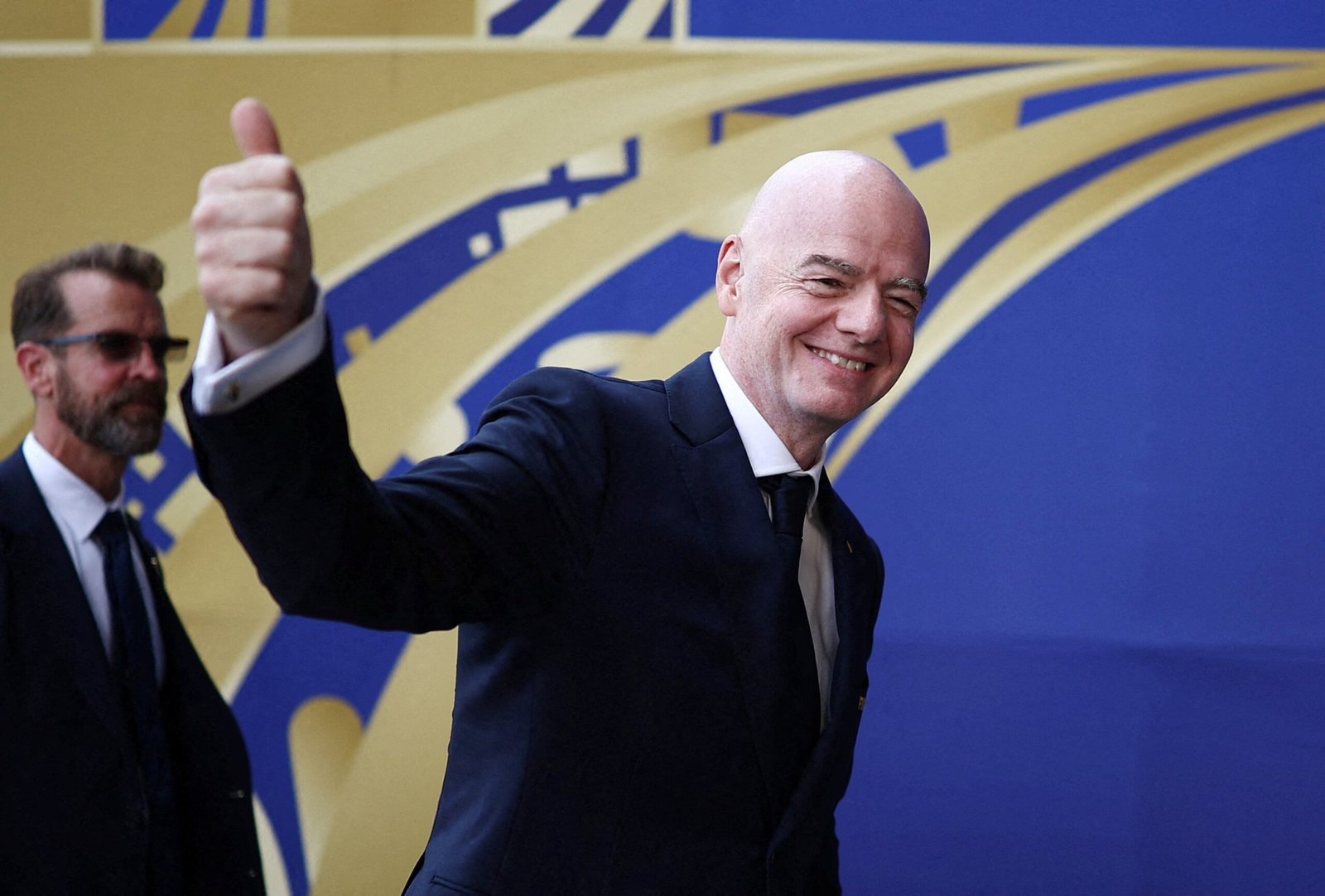 Gianni Infantino da marcha atrás con su propuesta de privatizar el Mundial