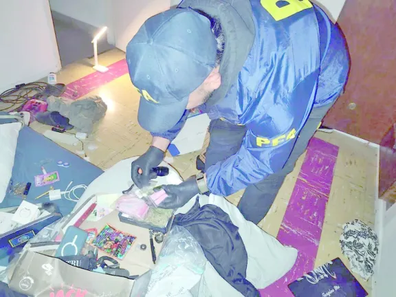 Golpe al narcotráfico: la Policía Federal desarticuló una banda criminal tras doce allanamientos