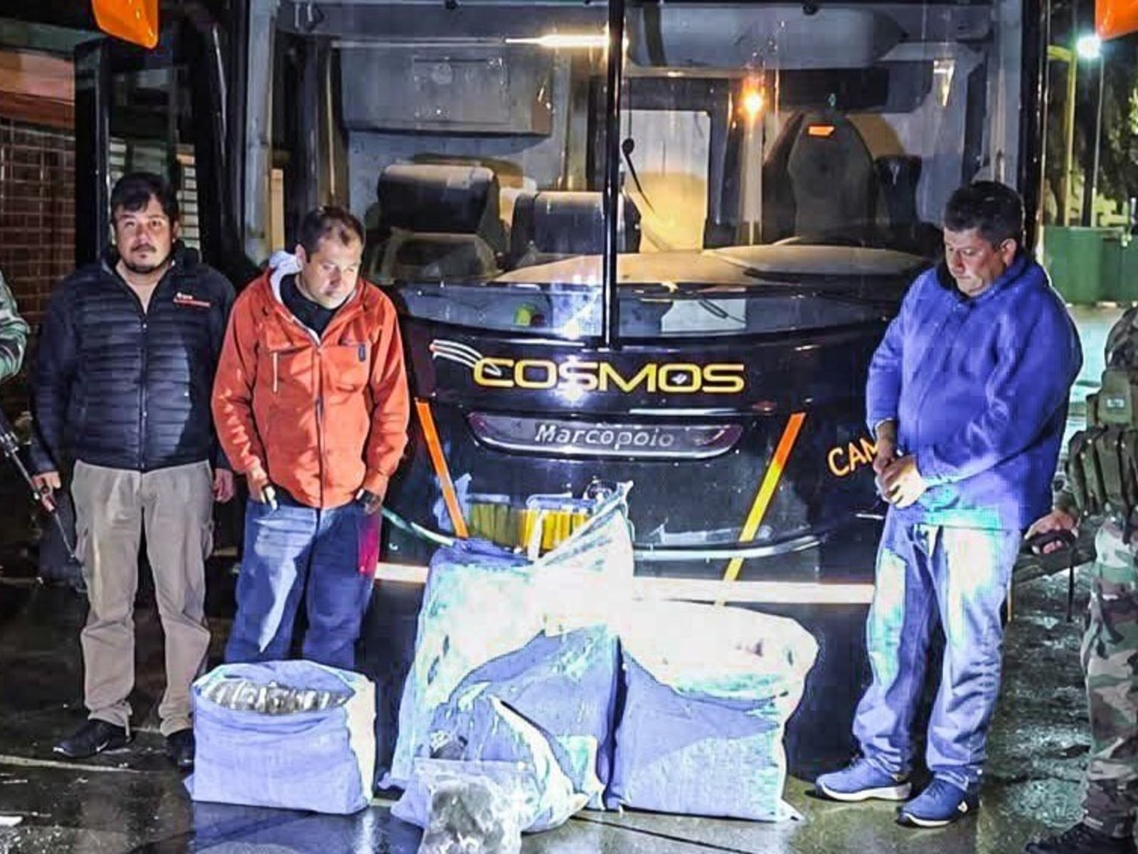 Incautaron 86,5 kilos de marihuana en el micro que iba a trasladar a San Pablo para enfrentar a Bolívar por la Copa Sudamericana