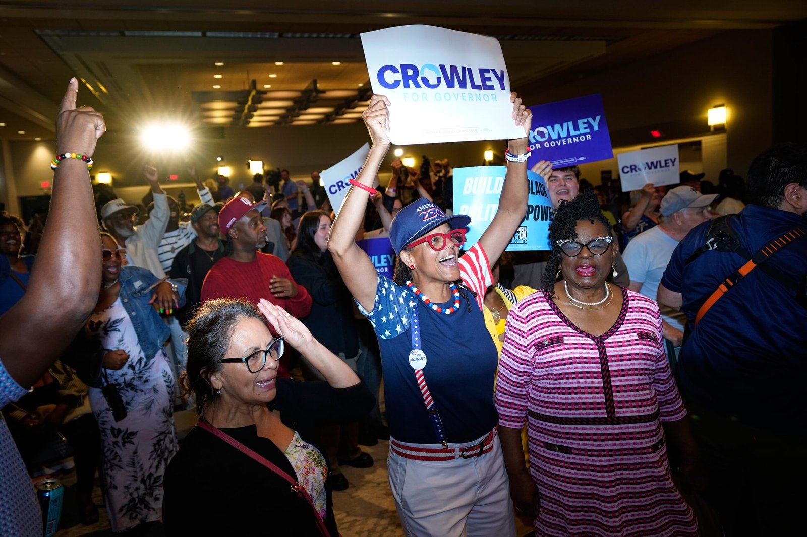Las primarias demócratas en Wisconsin muestran la división extrema del partido, con una estrecha victoria centrista