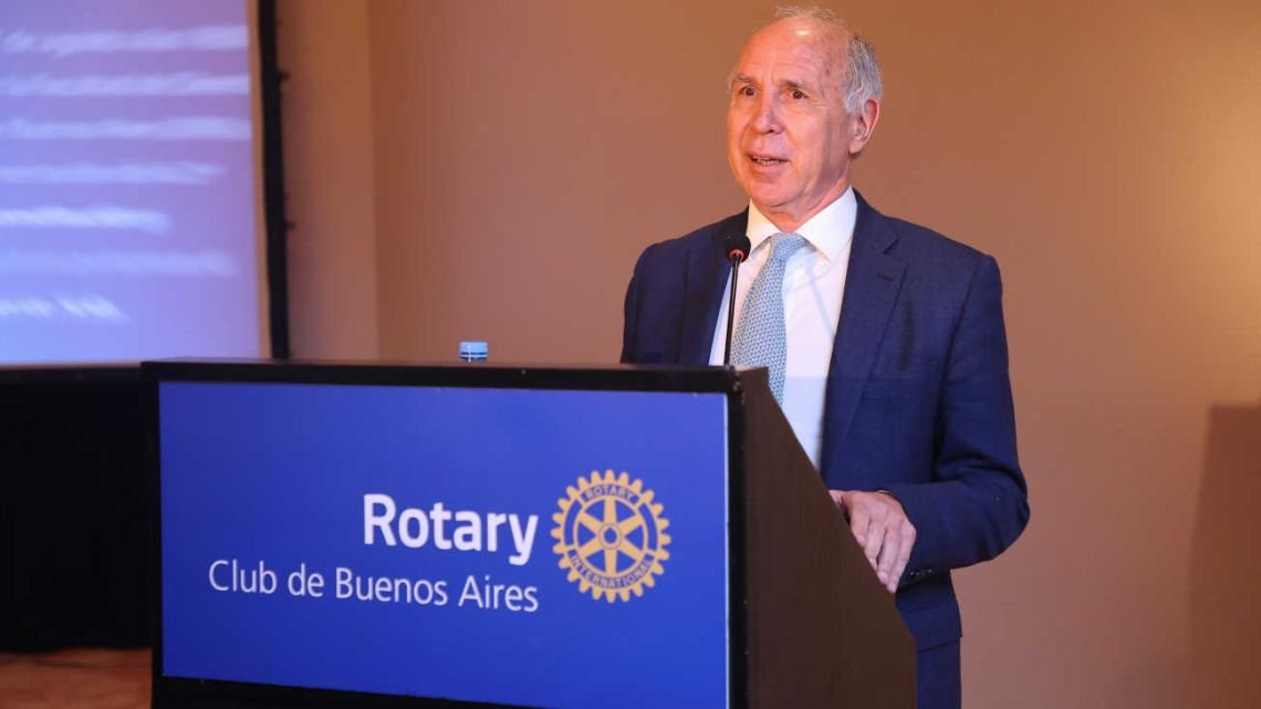 Lorenzetti se metió en el debate sobre la inhabilitación de Cristina