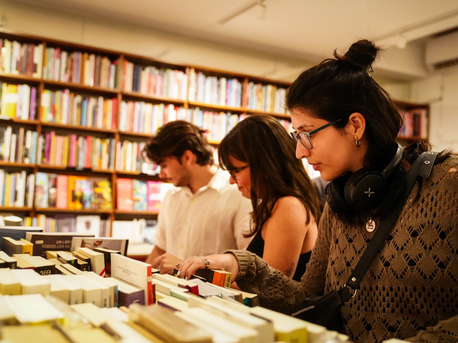 Ocho de cada diez libros que la gente compra son para resolver problemas económicos y sociales
