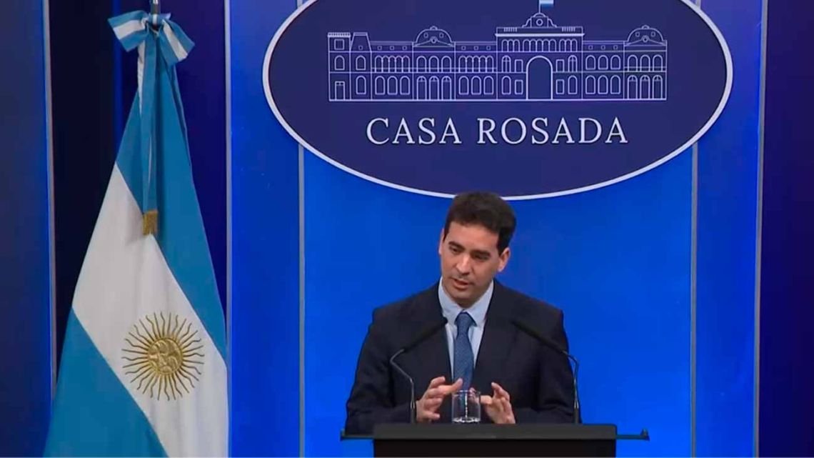 Ravier dijo que "el Presidente está bien" y calificó de "absurdas" las versiones sobre los 9 días de Milei sin apariciones