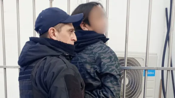 Tomaba alcohol en el centro, insultó a policías y terminó en la comisaría