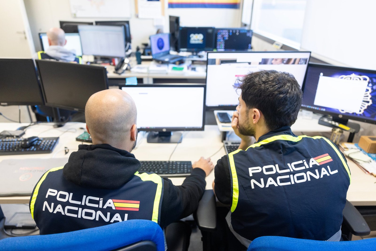 Un fallo de la IA que usaba para estafar delata a un ciberdelincuente