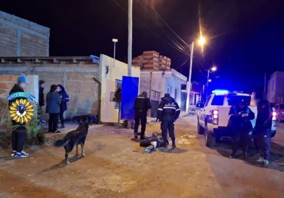 Vecinos lo atraparon luego de intentar robar en un local del barrio Comipa