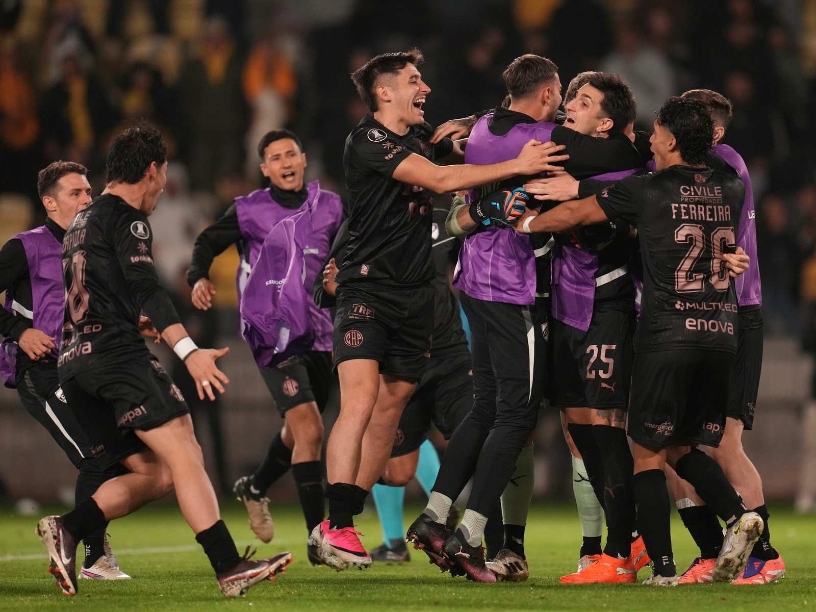 contra quiénes juegan Estudiantes y Platense, los ganadores argentinos a la espera de Rosario Central