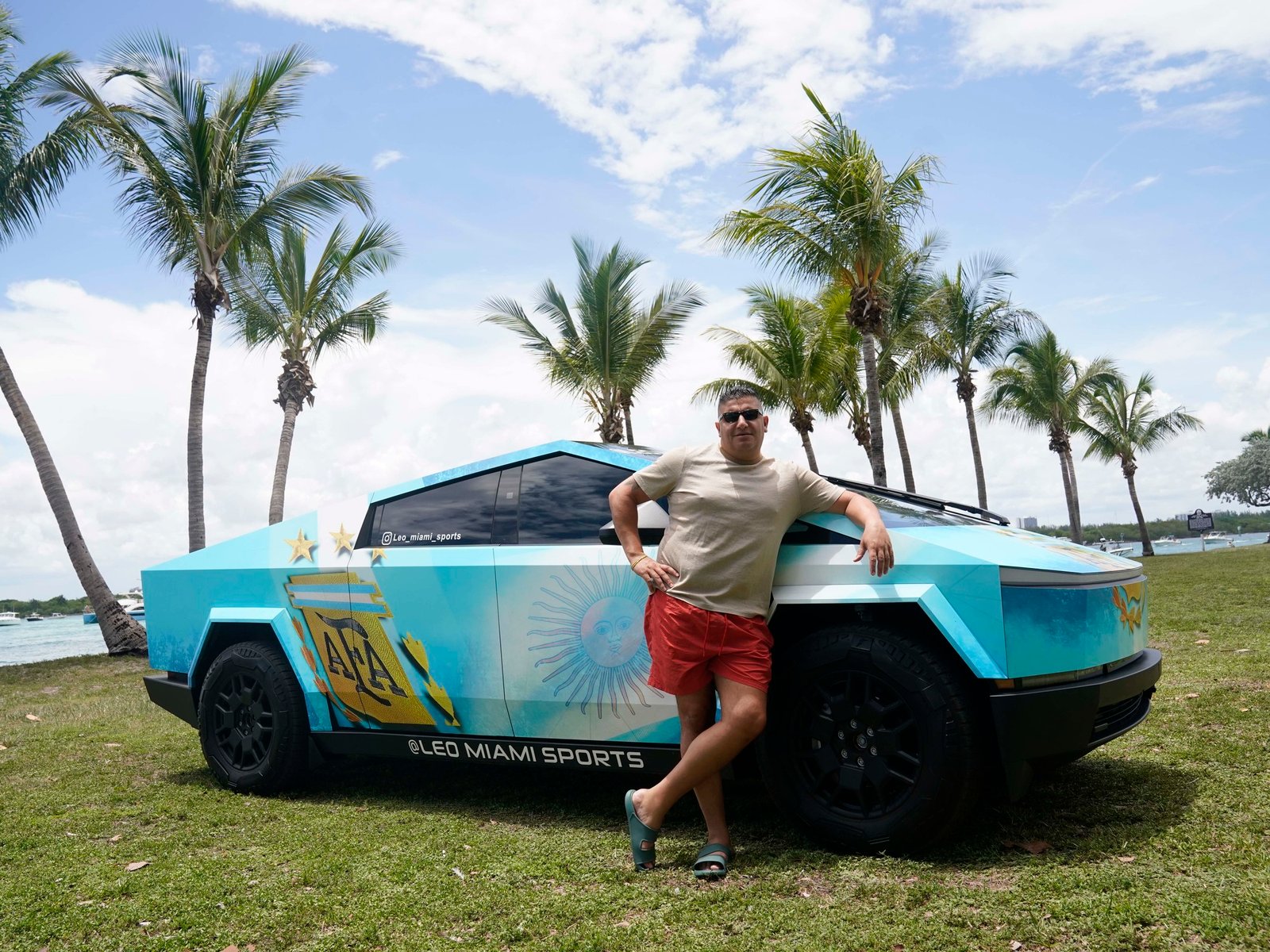 el embajador de Chiqui Tapia le canceló sobre la hora el show al pastor bizarro en el predio de AFA en Miami