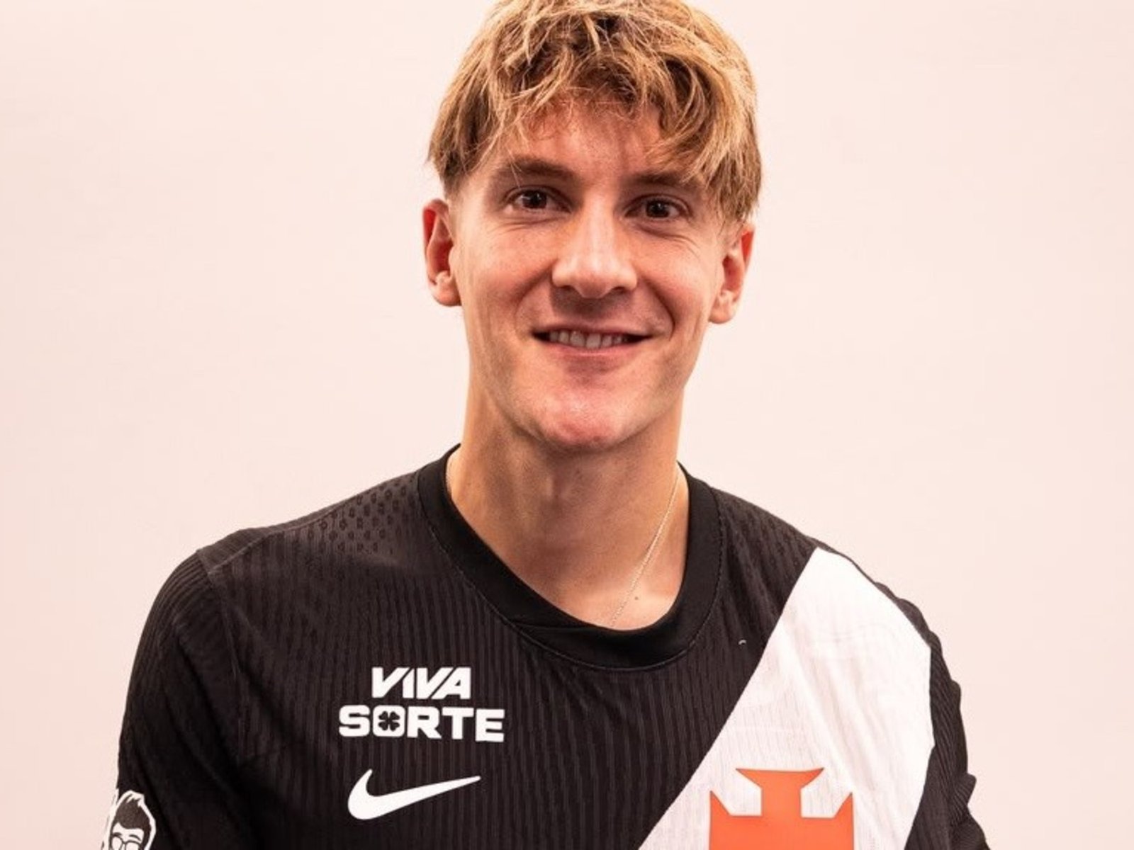 llegó a Río, firmó con Vasco Da Gama y ya habló de su nuevo club