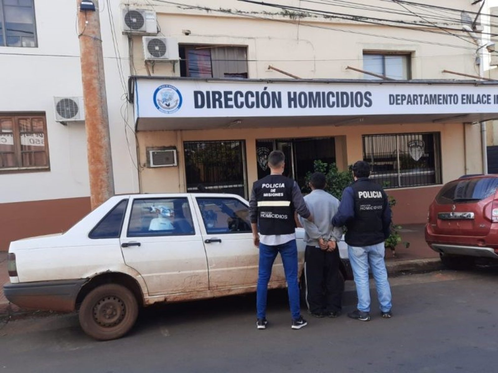 mataron a un kiosquero al que acusaban de revelar donde escondían drogas