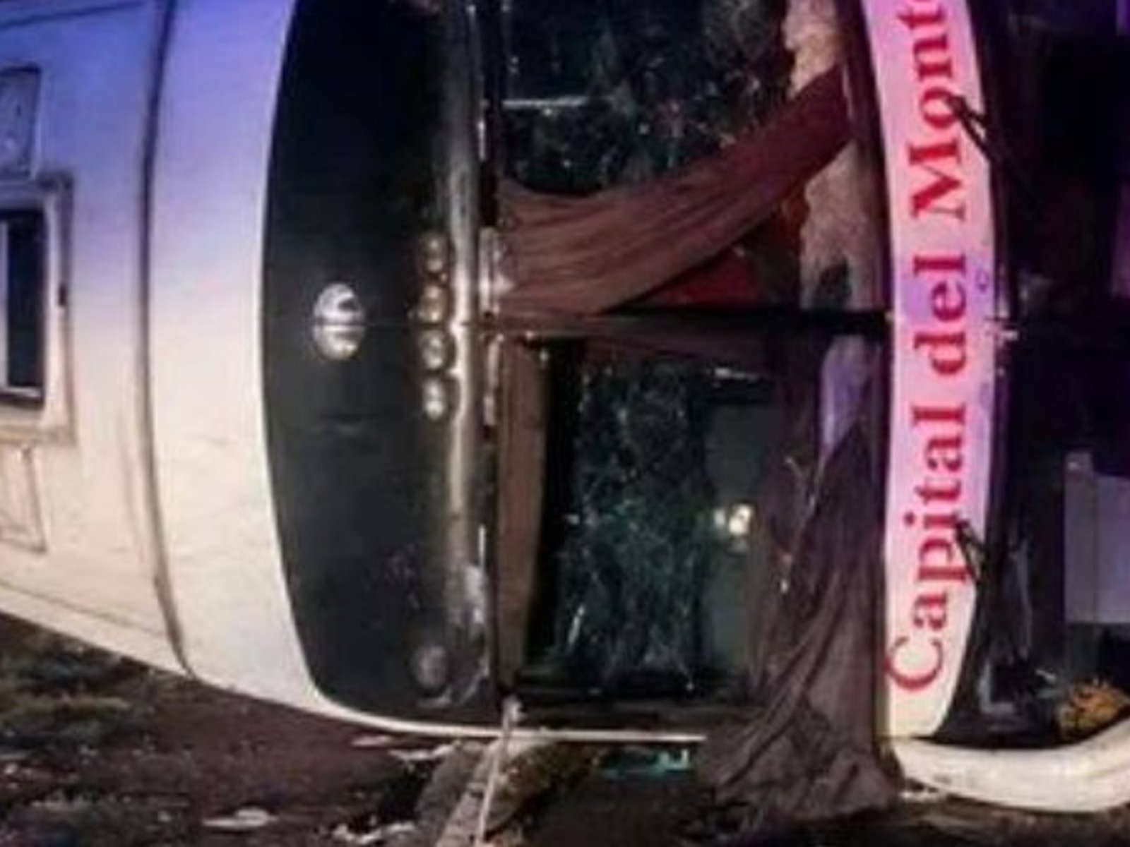 murió una mujer y hay 14 heridos