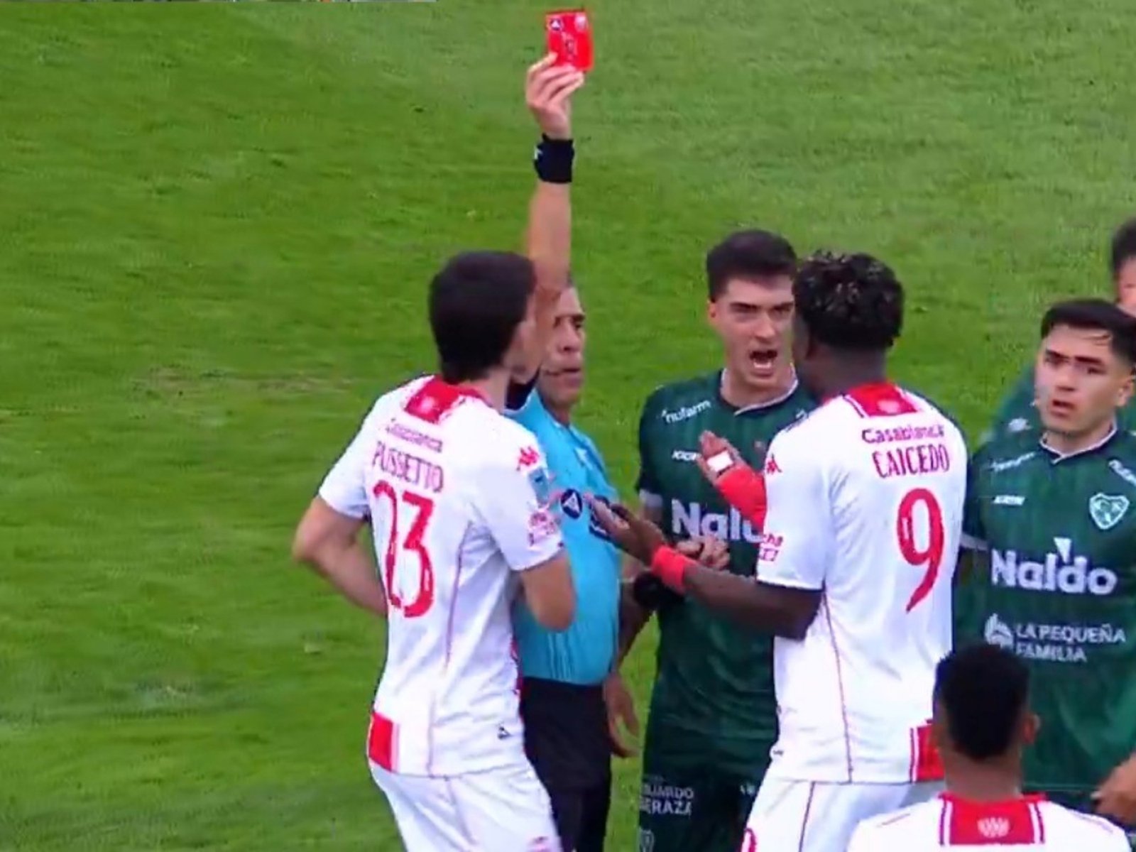 pegó un cabezazo inexplicable y dejó con 10 a Huracán vs Sarmiento de Junín