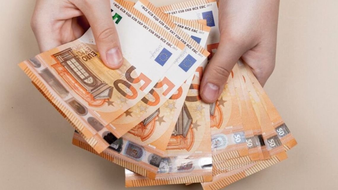 A cuánto cotiza el euro blue hoy, viernes 18 de septiembre