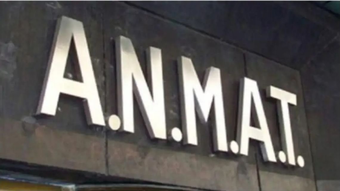 ANMAT prohibió un desinfectante e implantes médicos que representan "un alto riesgo para la salud de los potenciales usuarios"
